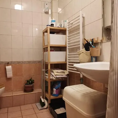 Artsy Penthouse & Mountain View