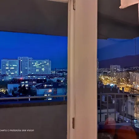 Artsy Penthouse & Mountain View * София